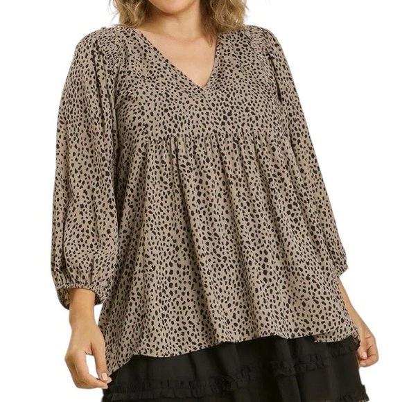 Avenue Leopard Stance High Low Tunic Blouse Plus Size 30/32 - Picture 1 of 7